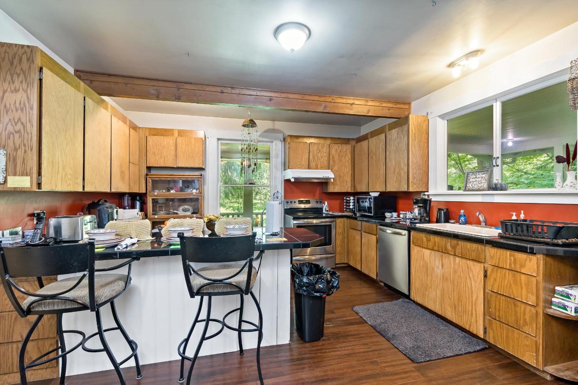 אשפורד Mountain Meadows Inn & Chalet Suites מראה חיצוני תמונה