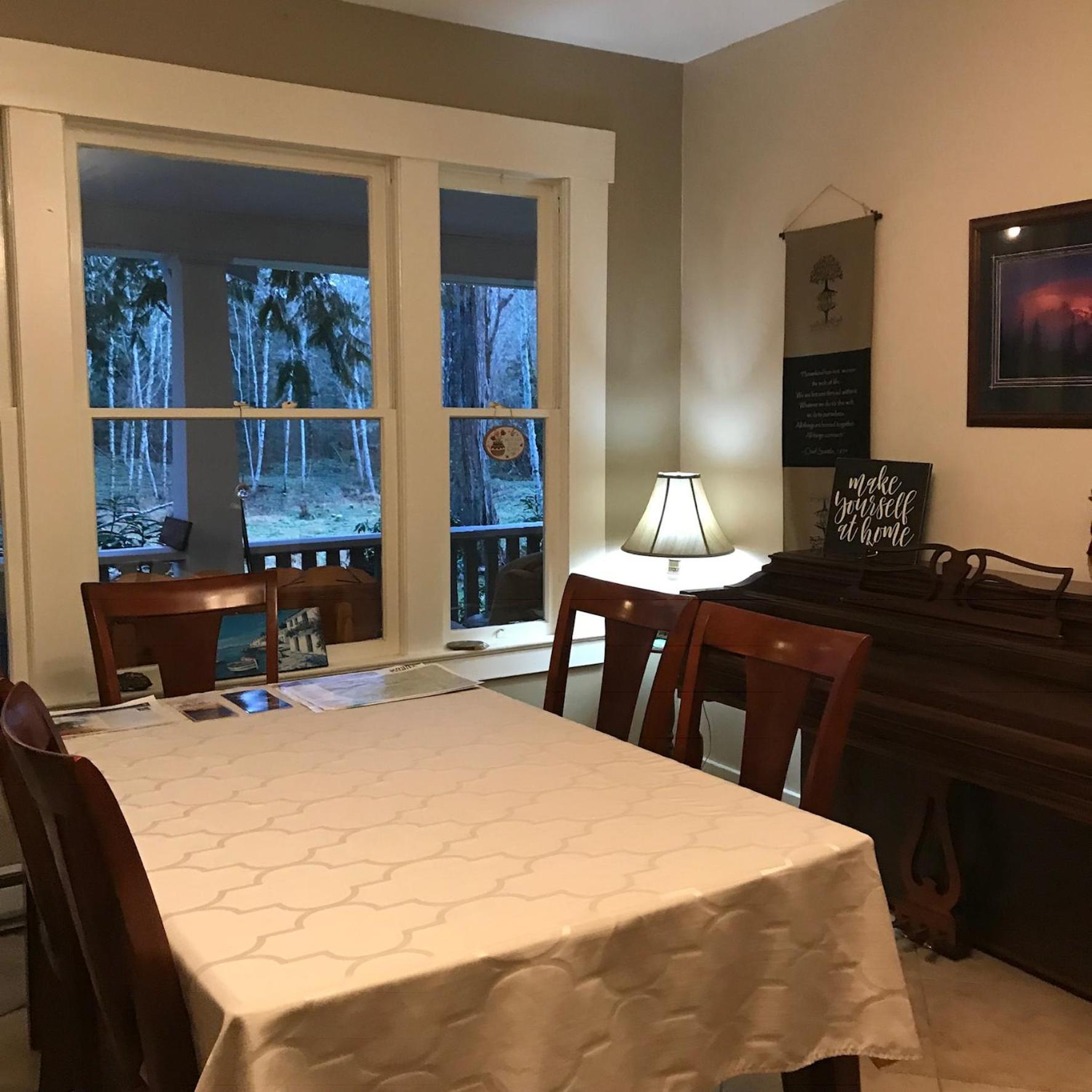 אשפורד Mountain Meadows Inn & Chalet Suites מראה חיצוני תמונה